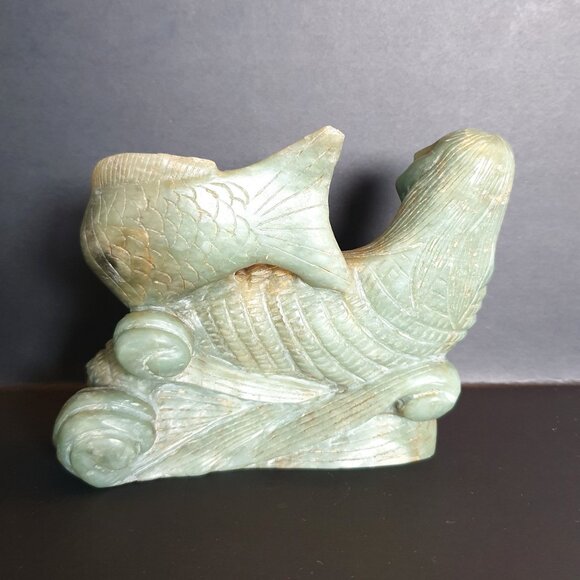 Rare Vintage Hand-Carved Chinese Jade Mermaid & Fish Sculpture 2.5 lbs & 6'' - Picture 10 of 11